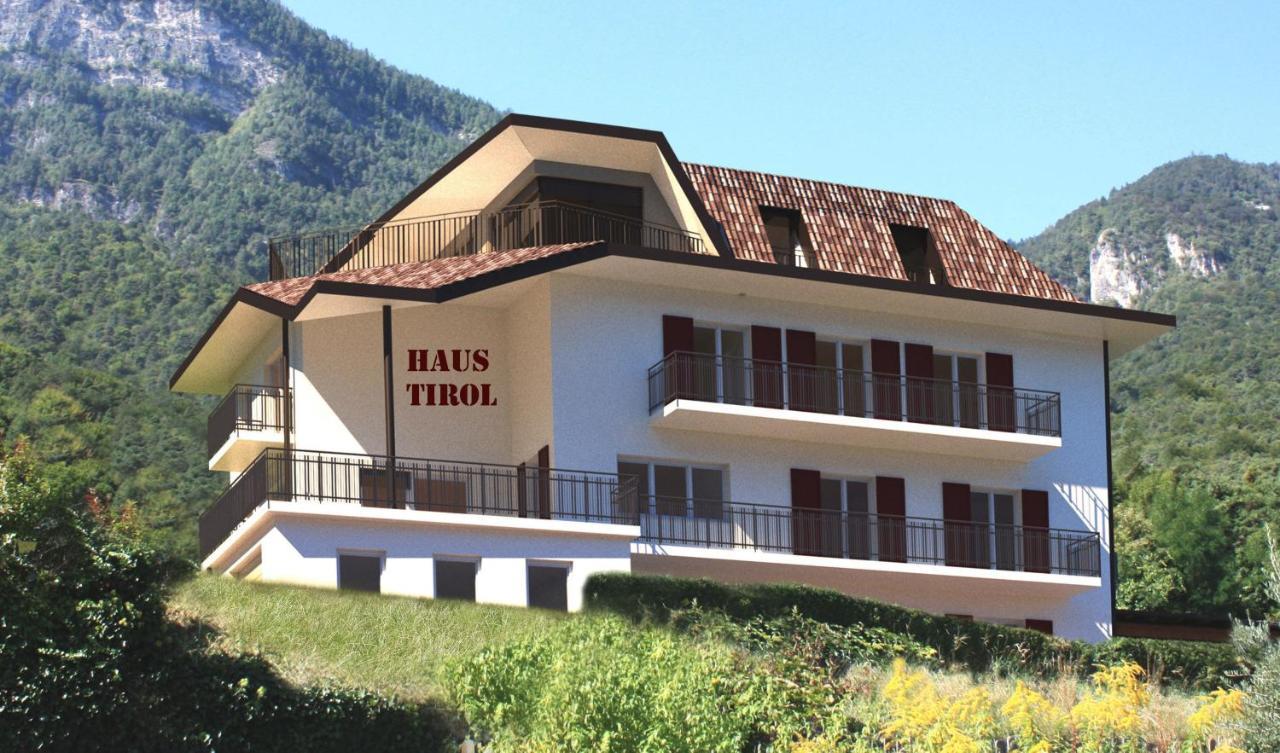 Haus Tirol Appartement Caldaro Buitenkant foto