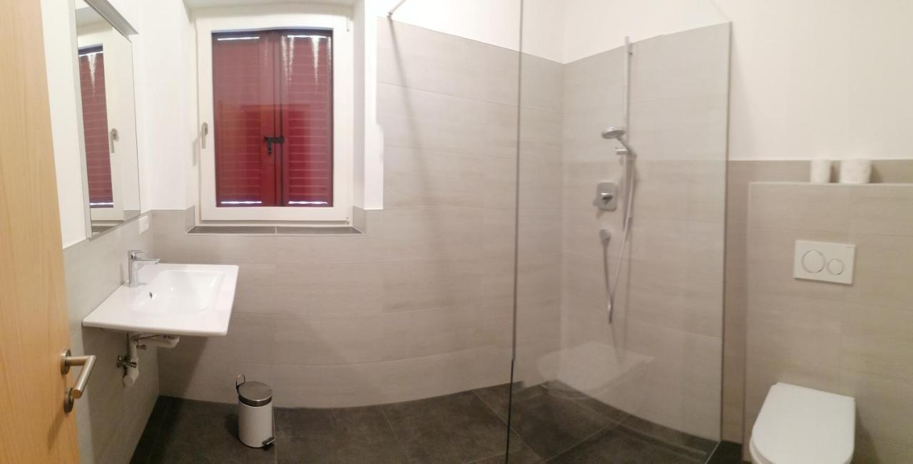 Haus Tirol Appartement Caldaro Buitenkant foto
