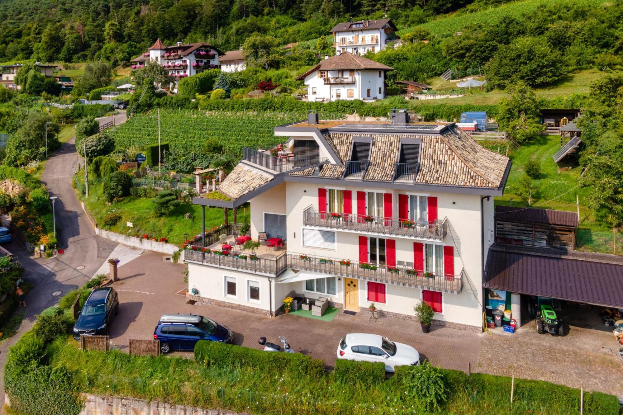 Haus Tirol Appartement Caldaro Buitenkant foto