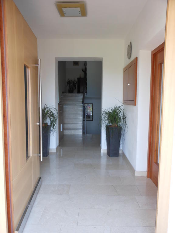 Haus Tirol Appartement Caldaro Buitenkant foto